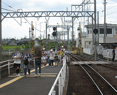 東員駅出発